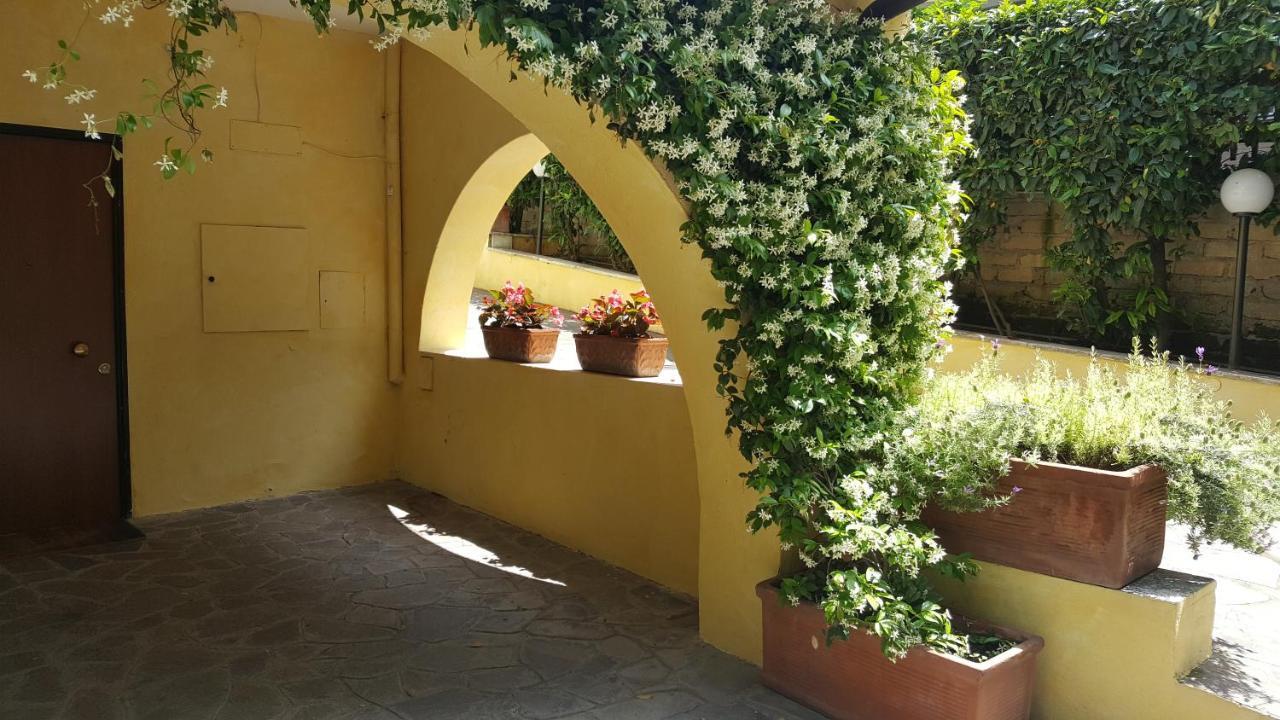 Villa Orsini Rome Exterior photo